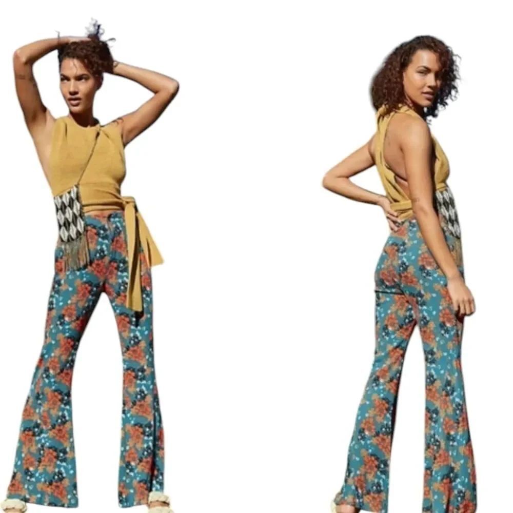 Free People Can't take my eyes off of you Flare Pants Floral Blue Red L $78 MSRP